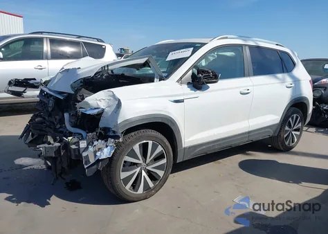 2022 Volkswagen Taos 1.5T Se z USA, uszkodzony, nr VIN 3VVTX7B26NM024549